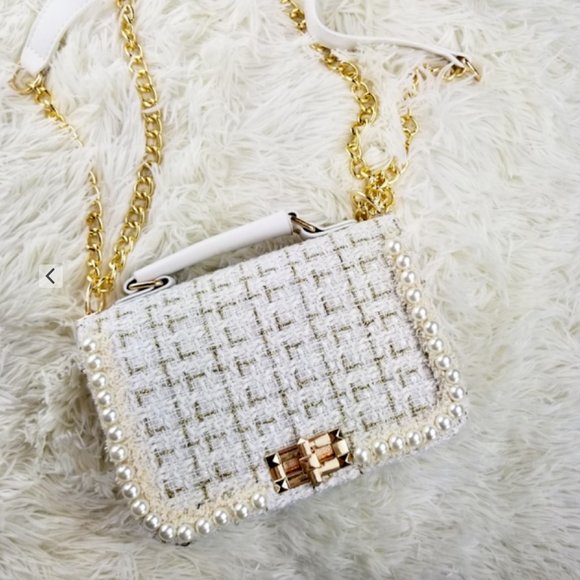 White Pearl + Gold Beaded Woven Mini Purse - Picture 4 of 10